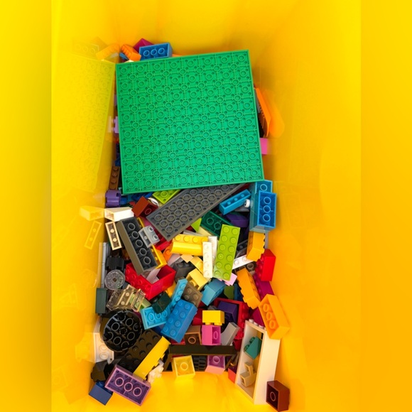 LEGO Assorted Bricks & Storage Box + Holiday Santa Tower - Picture 11 of 15